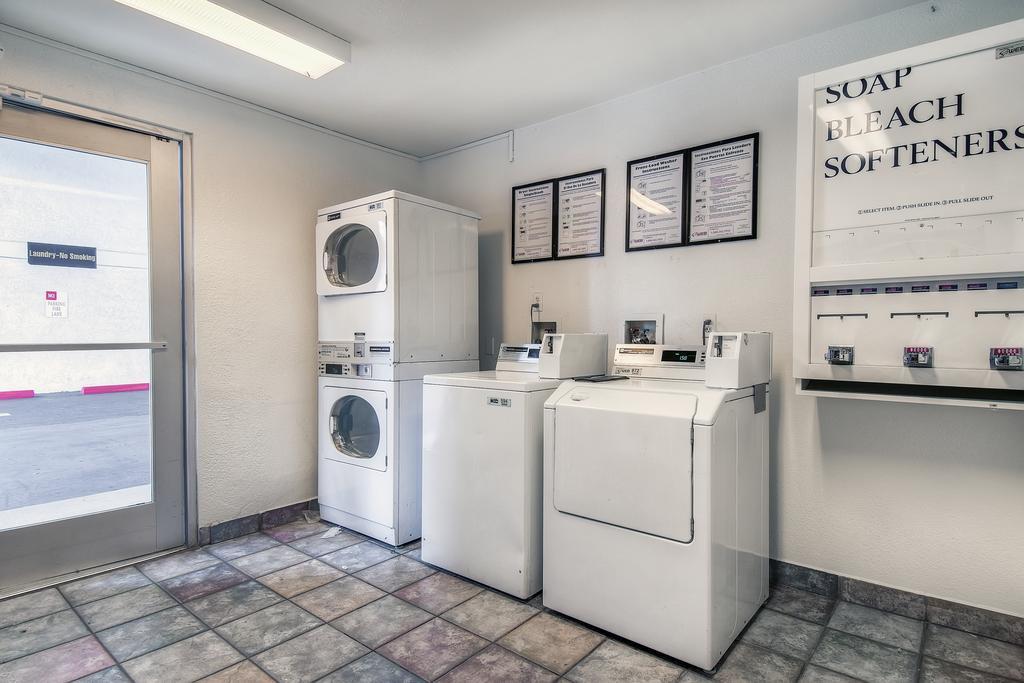 Motel 6-Chino, Ca - Los Angeles Area Eksteriør bilde