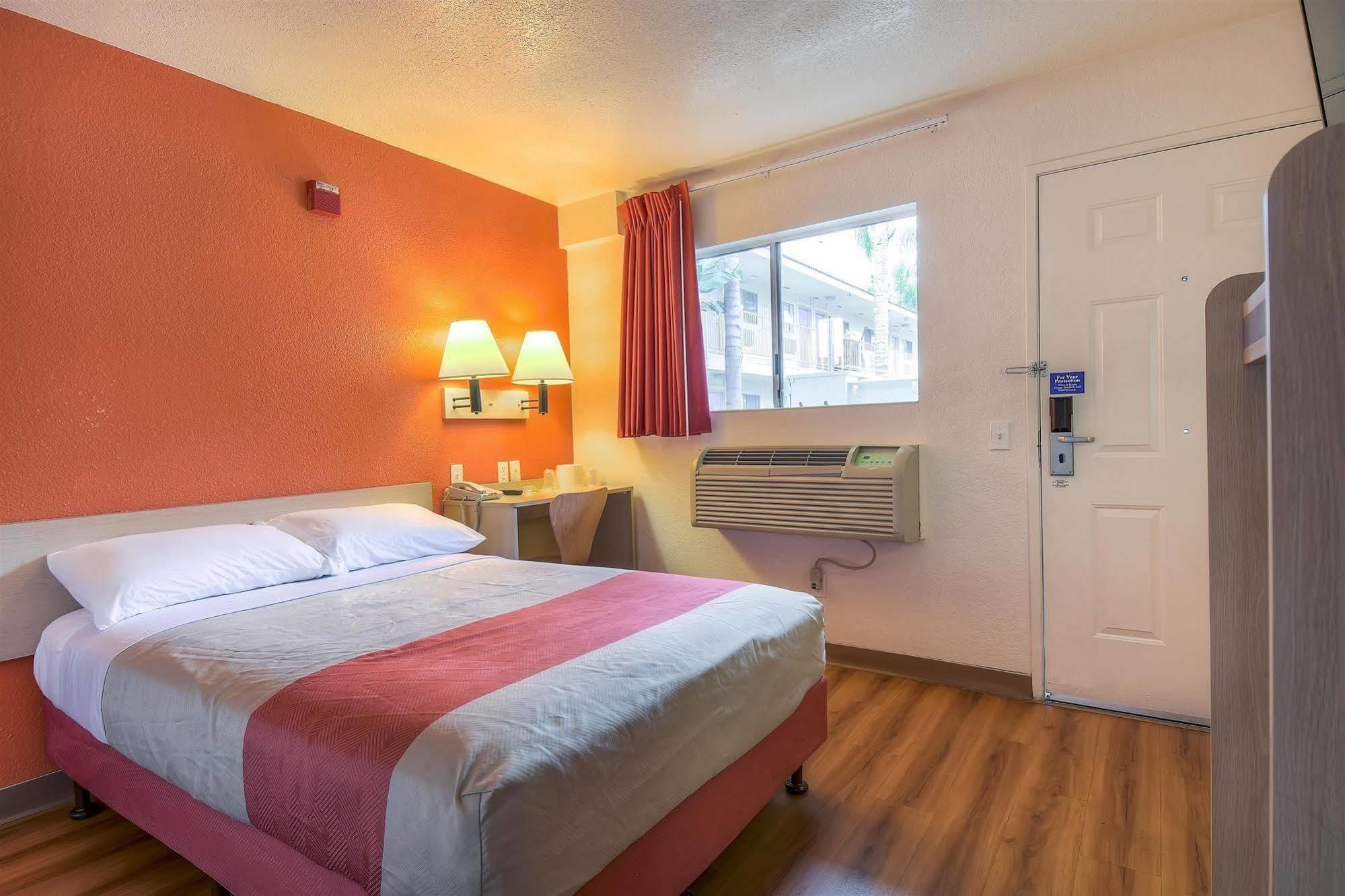 Motel 6-Chino, Ca - Los Angeles Area Eksteriør bilde